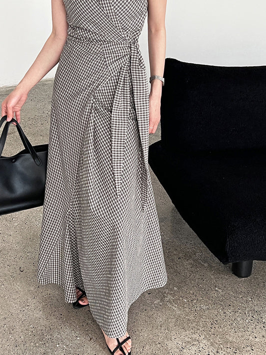 LUXI AUNTIE – Amélie Plaid Tie-Waist Dress | Sleeveless French Revival V-Neck